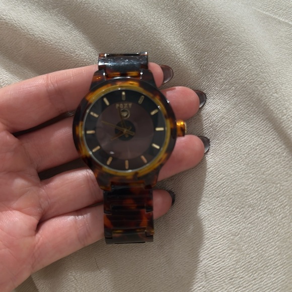 Roxy Dutchess Watch - Tortoise - Picture 2 of 4